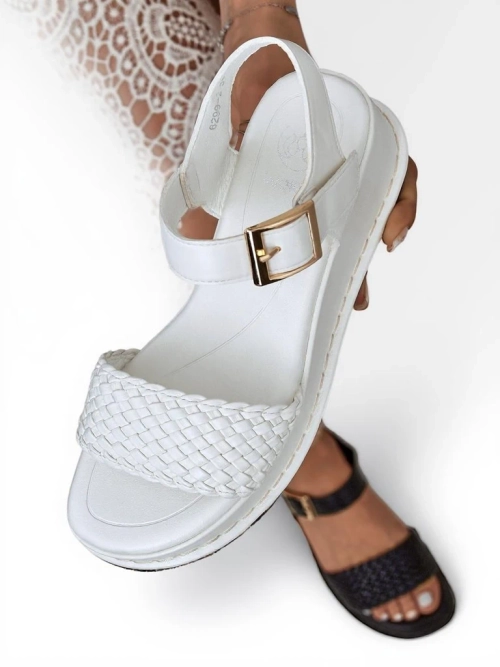 Royalfashion Жіночі босоніжки на танкетці з плетеним ремінцем Fiolle