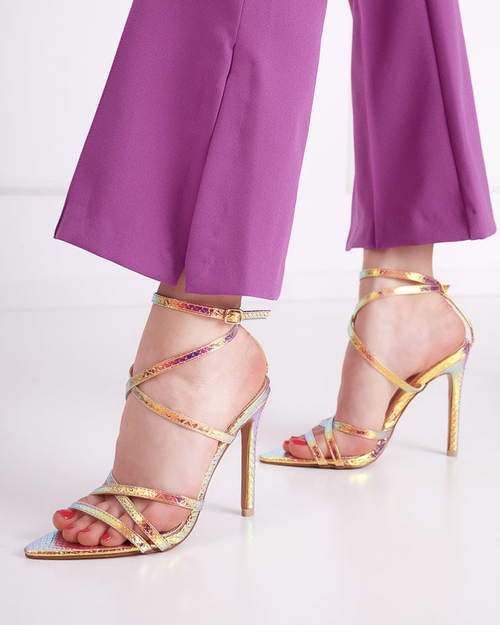 Голографічні босоніжки на підборах кольору рожевого золота Georio