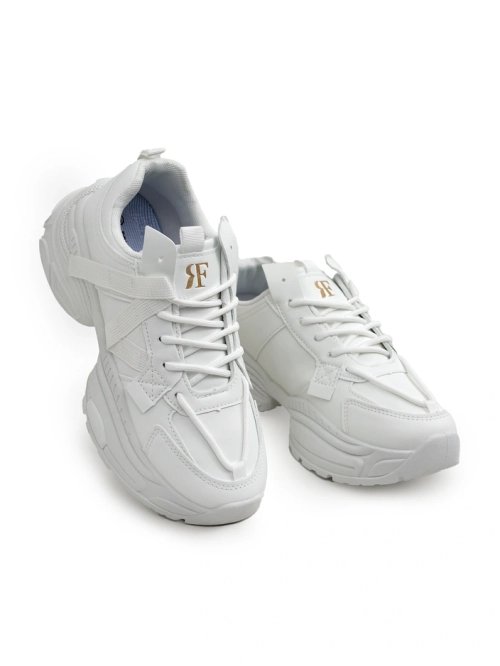 Жіночі білі снікерси Arete з екошкіри, плоский каблук, весняна колекція