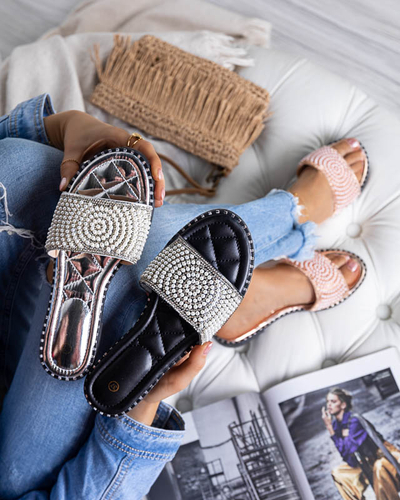 OUTLET Dámské stříbrné pantofle s ozdobami Ahaio - Obuv