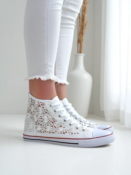 Royalfashion Жіночі перфоровані кросівки Limme