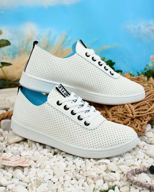 Жіночі ажурні кросівки Royalfashion Umurra