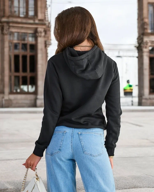 Чорне жіноче утеплене худі з капюшоном