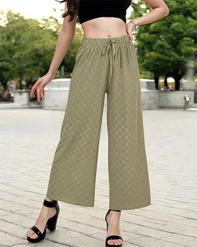 Royalfashion Жіночі широкі штани в клітинку