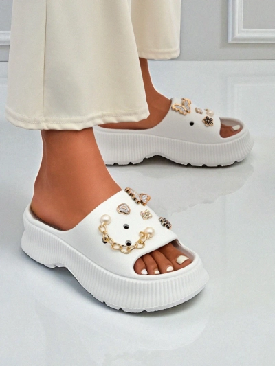 Royalfashion Dámské gumové sandály s ozdobami Slash Glam