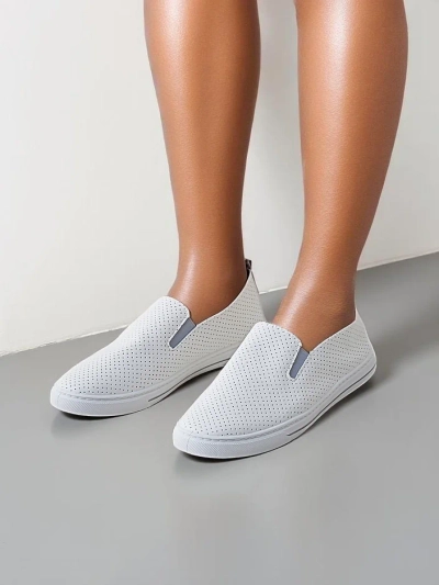 Royalfashion Dámské perforované slip-on boty Eppes