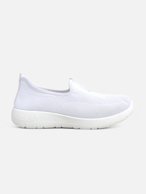 Жіночі білі сліпони Callista з дихаючої тканини на плоскій підошві