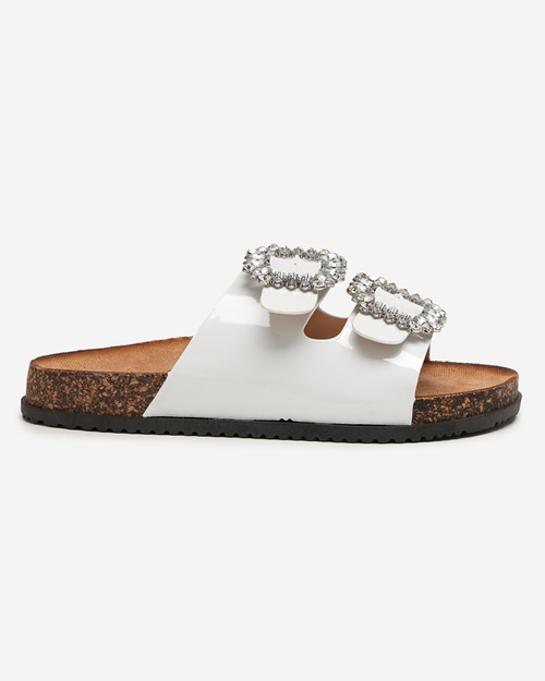 Білі жіночі шльопанці з декорованими застібками Olimika