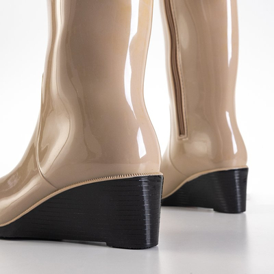 Бежеві жіночі гумові чоботи на танкетці Genofa - Взуття