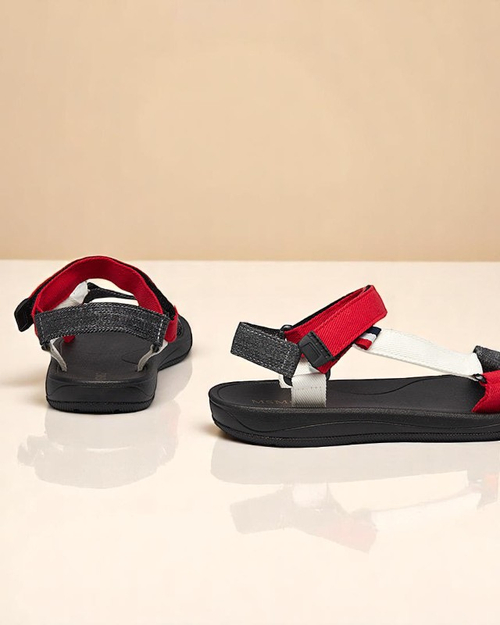 Червоно-чорні жіночі босоніжки Ojo