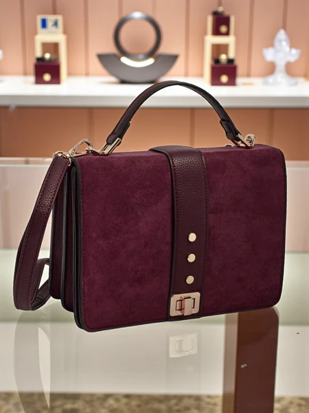 Malá dámská kabelka z eko kůže Karelia