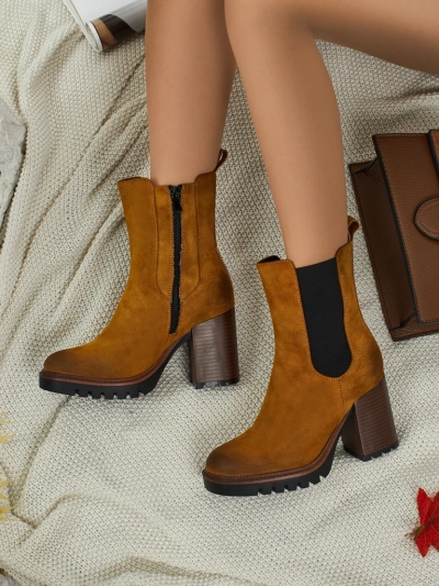 Dámské kotníkové boty Soreya z eko semiše na sloupku