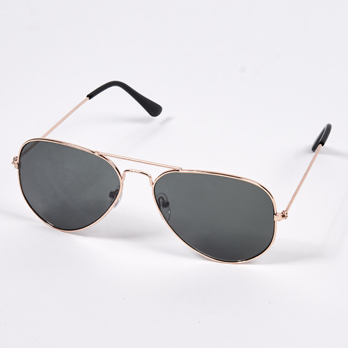 Сонцезахисні окуляри в чорній золотій оправі - аксесуари