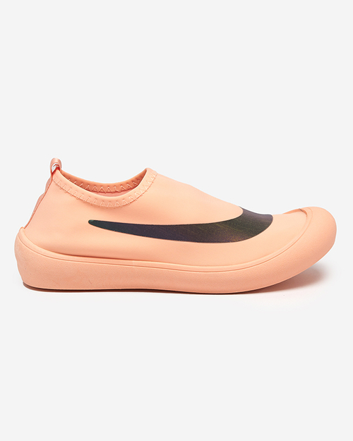 Жіноче спортивне взуття кольору пудра Lerick