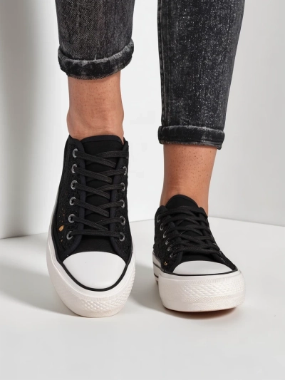 Royalfashion Жіноче перфороване кросівки Nizzet