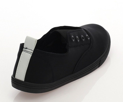 Czarne, sportowe tenisówki - Obuwie