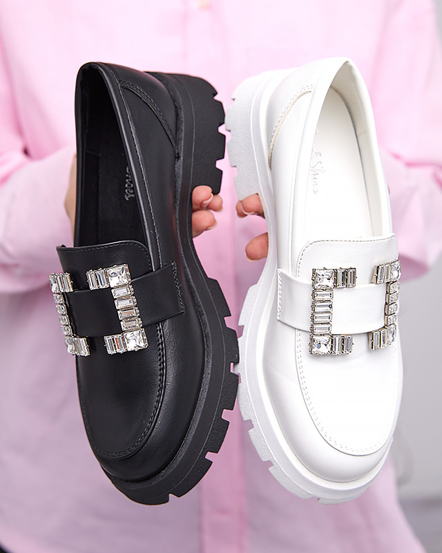 Matné černé dámské boty se stříbrnou přezkou Vusito - Obuv