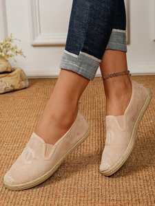 світло-коричневий