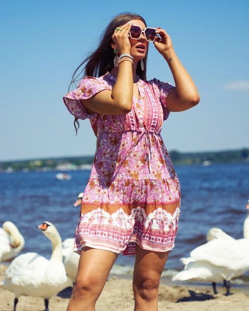 Жіноча коротка сукня Royalfashion Літня рожева