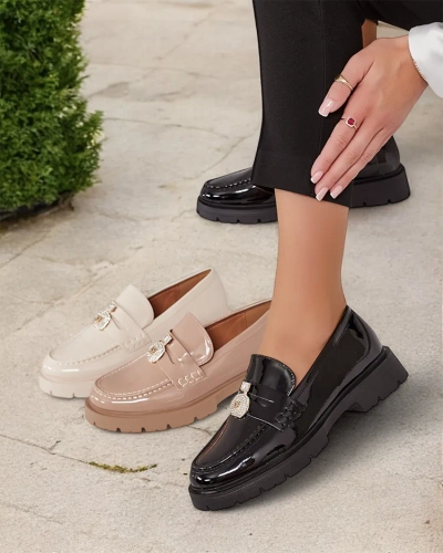 Royalfashion Жіночі лаковані мокасини Bemies