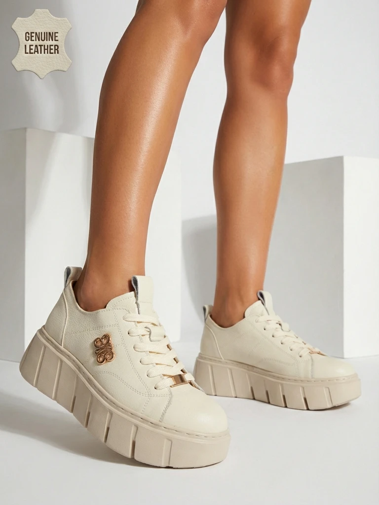 Sportovní dámské tenisky z přírodní kůže Sacerr