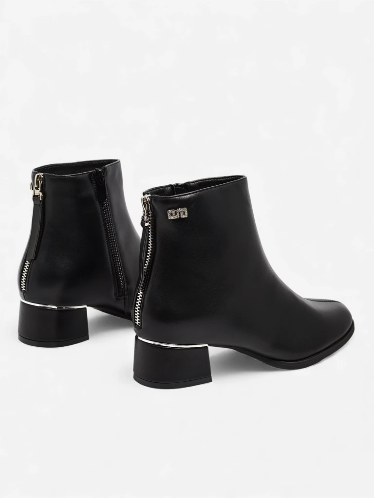 Dámské kotníkové boty z eko kůže na sloupkovém podpatku Arshinea