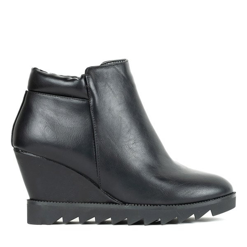 Чорні чоботи на танкетці Emidia - Взуття