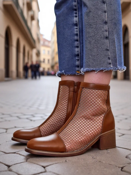 Royalfashion Жіночі перфоровані черевики на низькому каблуці Rowices