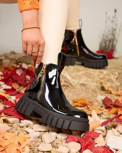 Жіночі чорні лаковані черевики Royalfashion Ceriop