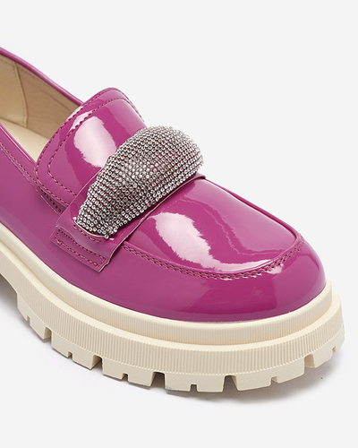 Лаковані жіночі мокасини кольору фуксії з орнаментом Averado-Footwear