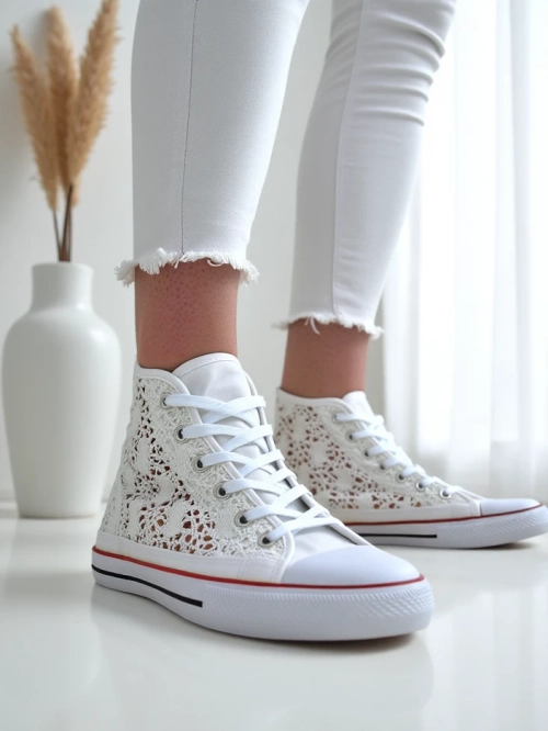 Royalfashion Жіночі перфоровані кросівки Limme