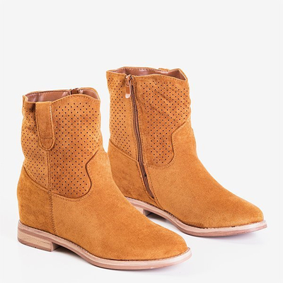 Hnědé kovbojské boty se zakrytým klínem Taize - Obuv