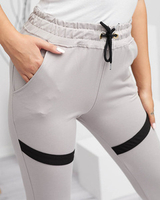 Світло-сірий || голубий сірий