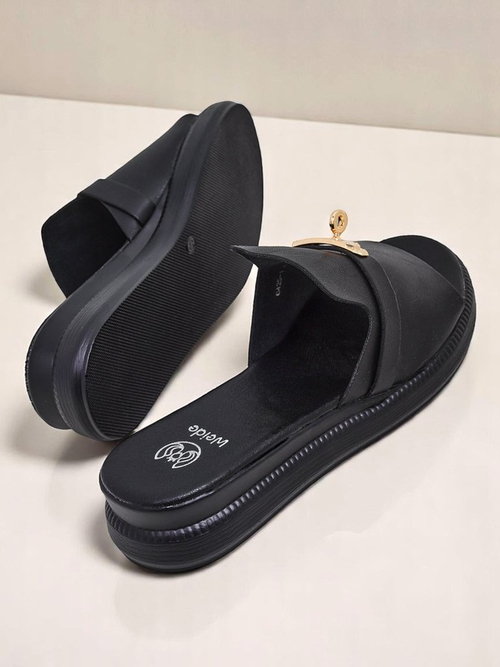 Royalfashion Жіночі босоніжки на плоскій підошві Raphsody