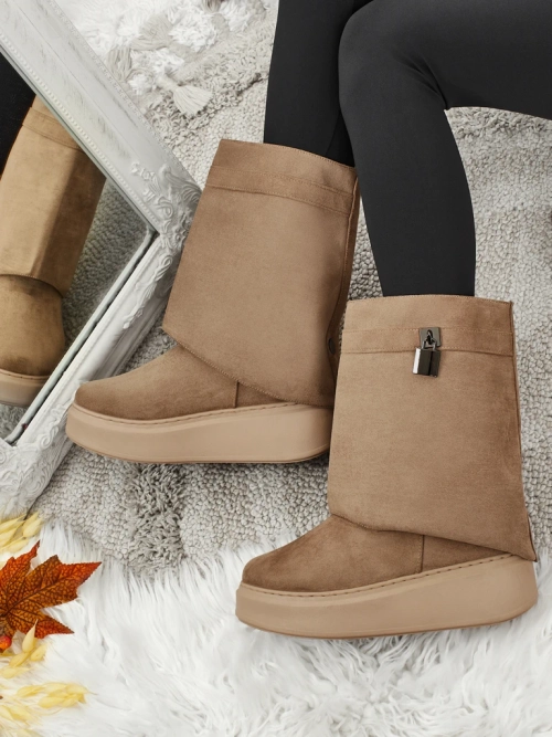 Короткі жіночі черевики а-ля снігоходи з пристібною халявою Elizze