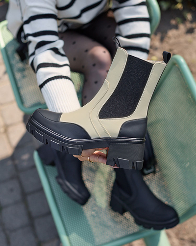 Royalfashion Dámské matné béžové kozačky Bevta na plochém podpatku