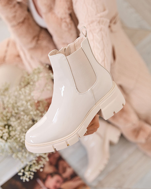 Royalfashion Бежеві лаковані жіночі утеплені черевики Angel Steps