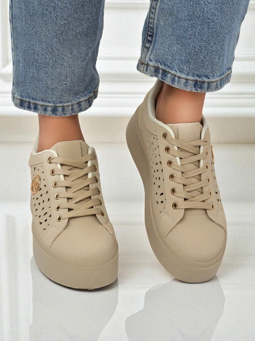 Cleo Ecru Platino – бежеві снікерси на платформі Royalfashion екошкіра
