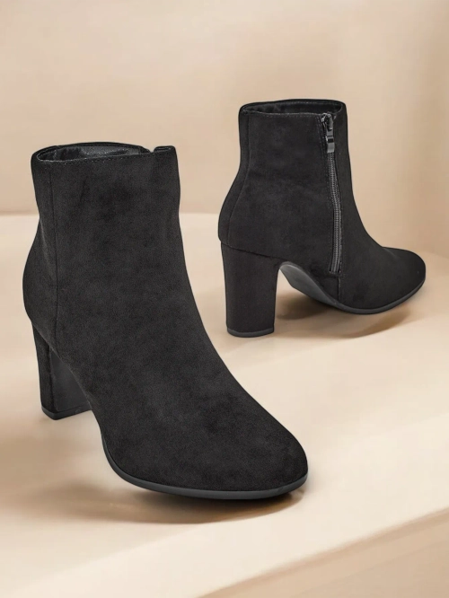 Жіночі чоботи з каблуком від Royalfashion Wierod