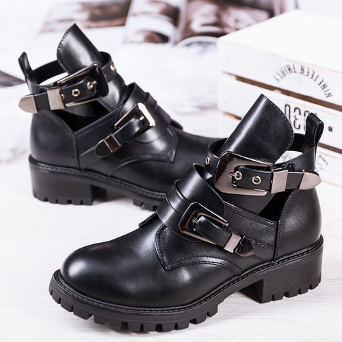 Чорні черевики на низьких підборах Loca - Взуття