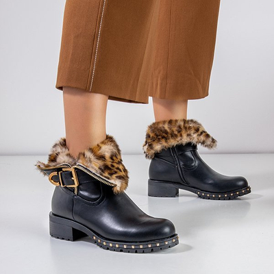 Rahelovy černé boty na podpatku - Obuv