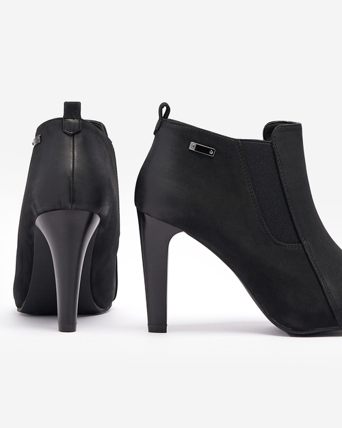 Жіночі високі чоботи на шпильці чорного кольору Loretti - Взуття