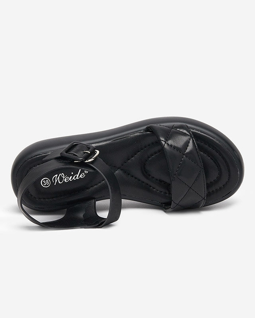 Жіночі стьобані сандалі на танкетці з екошкіри чорного кольору Baloui. Взуття