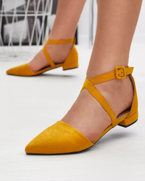 Туфлі жіночі на плоскому каблуці, гірчичний колір Qiumi - Взуття