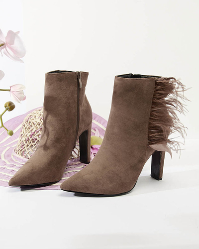 Коричневі жіночі ботильйони на шпильці з пір'ям Cailyy- Footwear