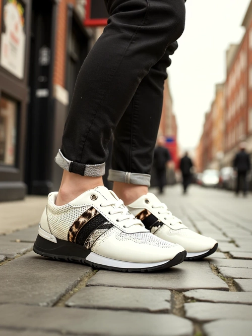 Royalfashion Жіночі спортивні черевики Panterras