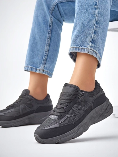 Royalfashion Жіночі спортивні кросівки на товстій підошві Moderax