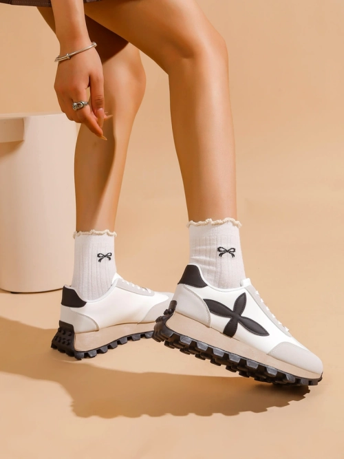 Royalfashion Жіночі спортивні кросівки на товстій підошві Aloqa