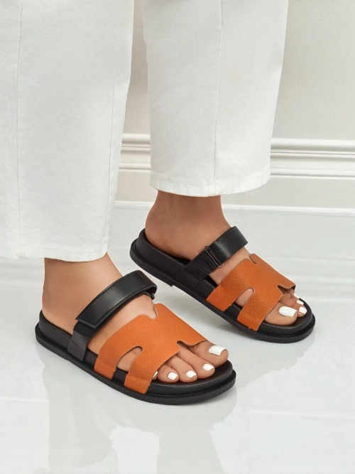 Royalfashion Жіночі шльопанці з еко-шкіри FlexiComfi