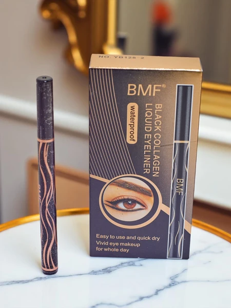 Voděodolná tužka na oči